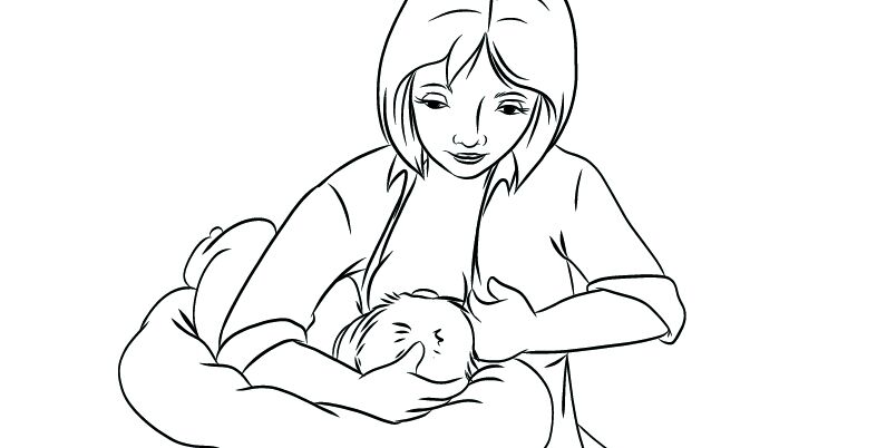 Eine Mutter stillt ihr Baby im Rückengriff.