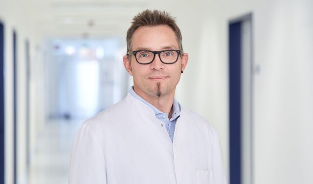 Mitarbeiter Herr Schultheis
